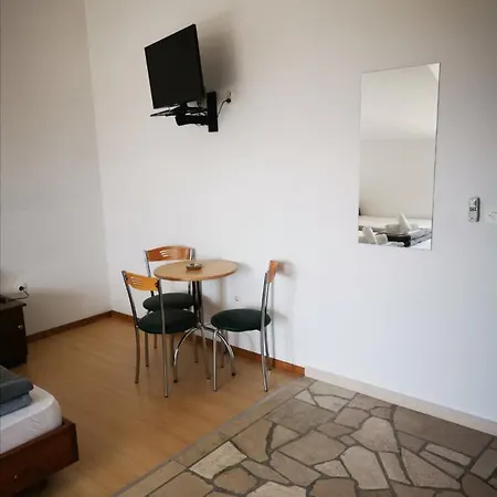 Plazibat Škrip