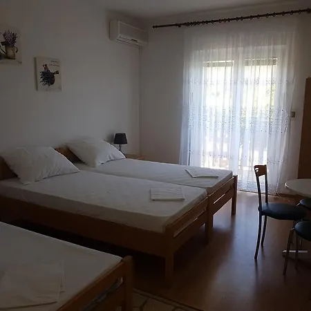 公寓 Plazibat Škrip
